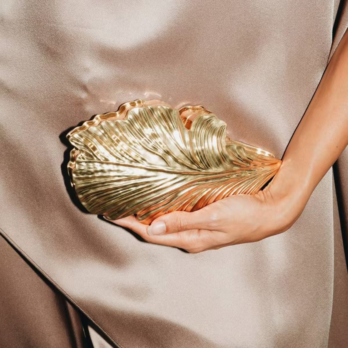 Women'S Young Fashion - حقيبة يد فاخرة ذهبية اللون بتصميم