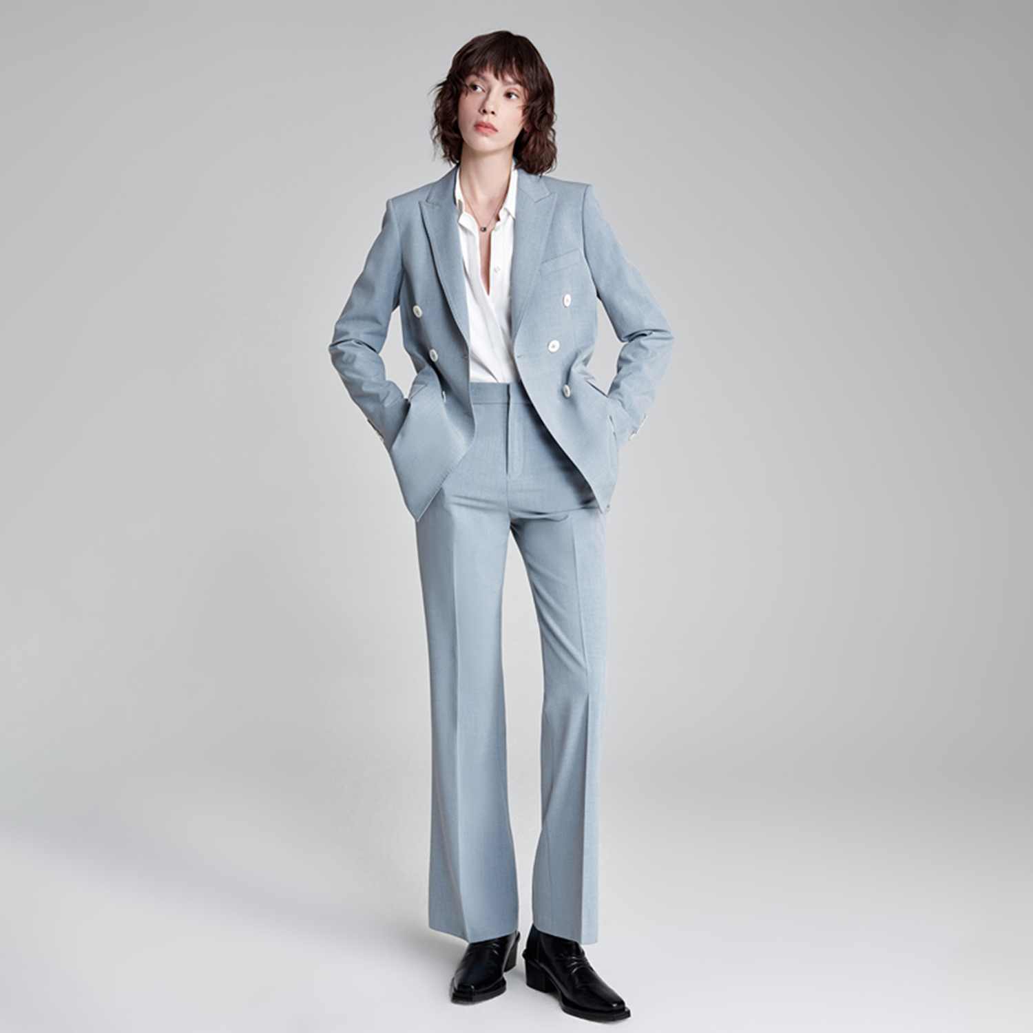Allingentle النساء Pantsuit 2  - مراجعة Women'S Fashion Blazer وسعره