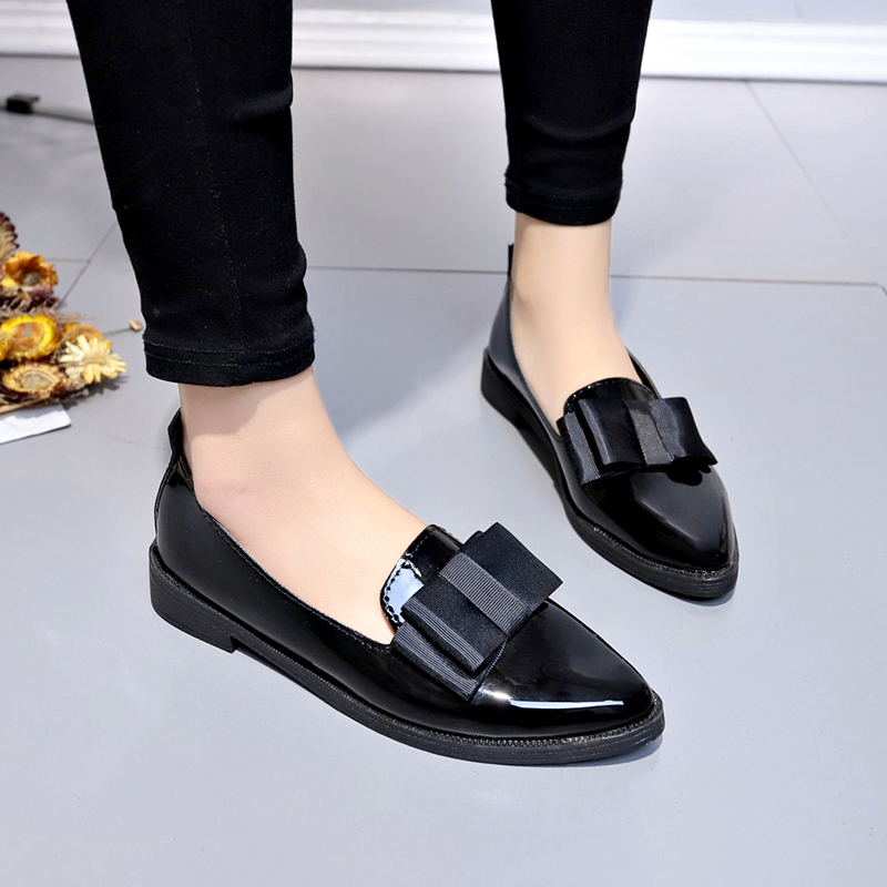 أحذية مسطحة سوداء/حمراء داكنة  - مراجعة Women Fashion Reddit وسعره