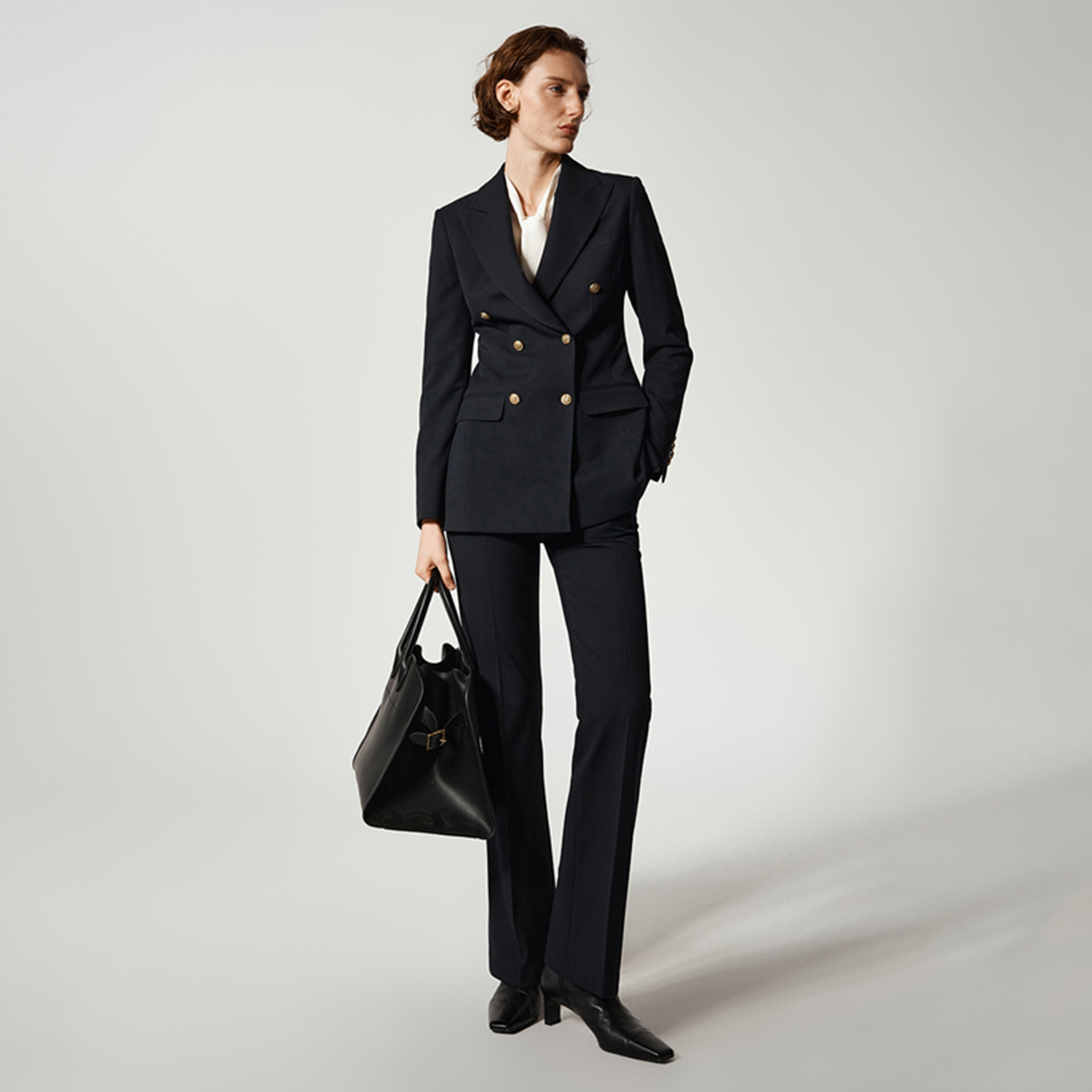 Allingentle النساء Pantsuit 2  - مراجعة Women'S Fashion Blazer وسعره