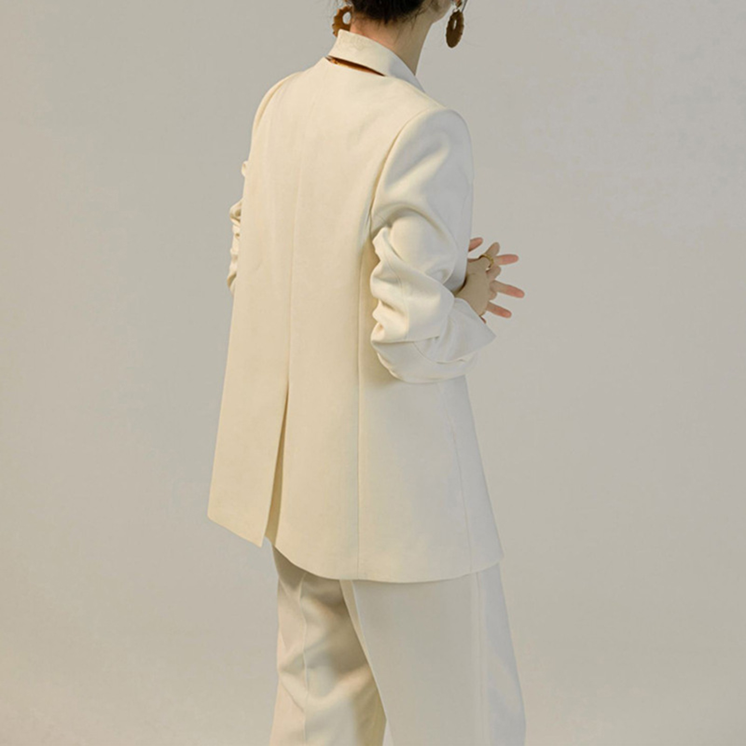 بدلة نسائية من Allingentle مكو - مراجعة Women'S Fashion Blazer وسعره